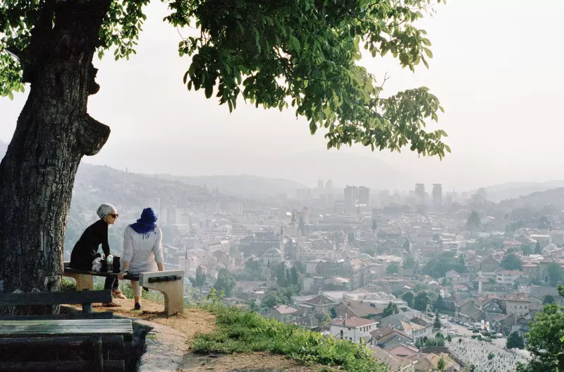 Vincent Leroux, 12 vues de Sarajevo